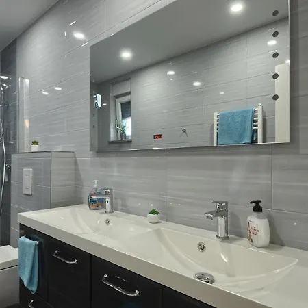 Villa New 2022 - Luxurious Villa With Pool! Barbariga