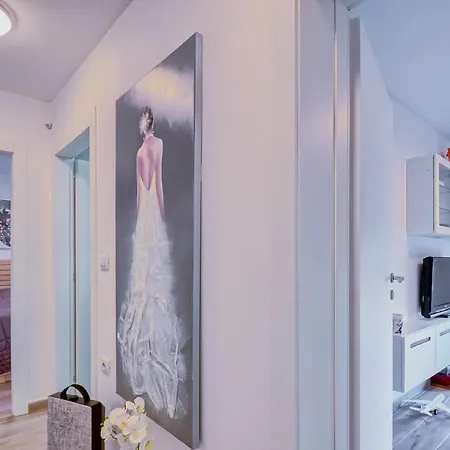 Villa New 2022 - Luxurious Villa With Pool! *