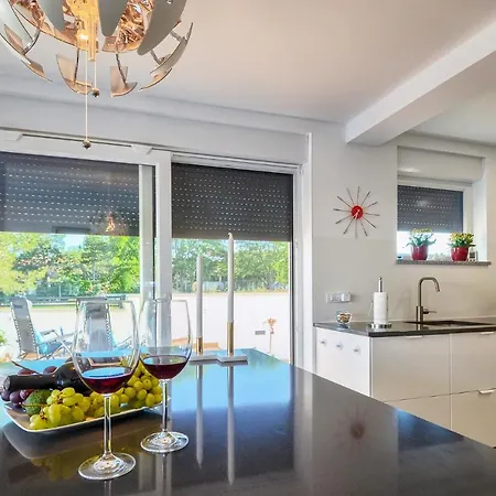빌라 New 2022 - Luxurious Villa With Pool! 바르바리가