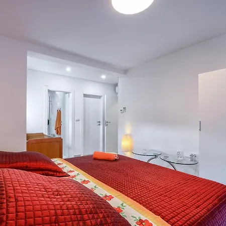 Villa New 2022 - Luxurious Villa With Pool! Barbariga